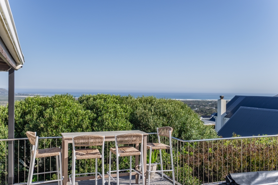 6 Bedroom Property for Sale in Belvedere Western Cape
